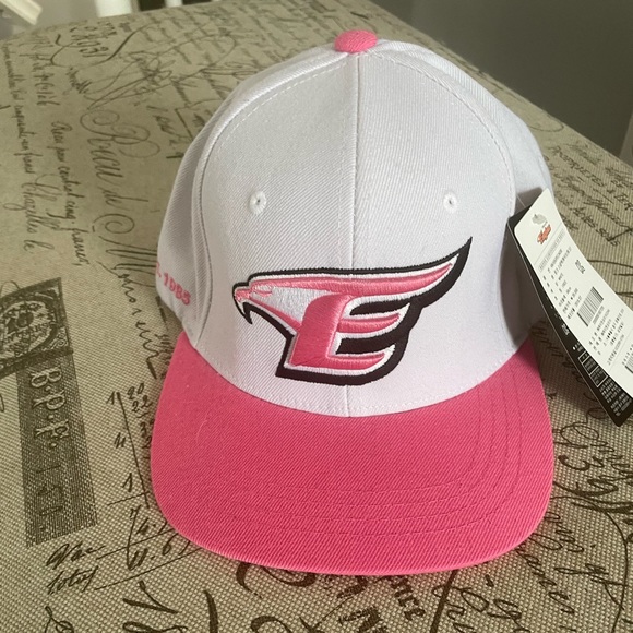 Pink Hanwha Eagles Korean Baseball snaps back hat